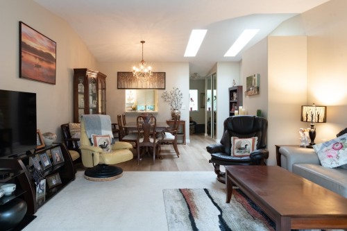 41-555 Eaglecrest Drive, Gibsons, BC 