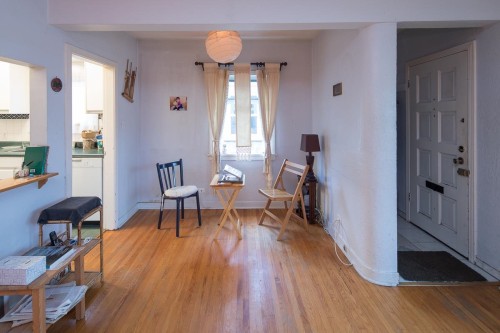 2305 3Rd Avenue W, Vancouver, BC 