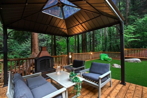 530 Hadden Drive, West Vancouver, BC 