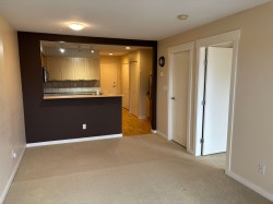 215-1503 65th Avenue W Vancouver, BC V6P 6Y8