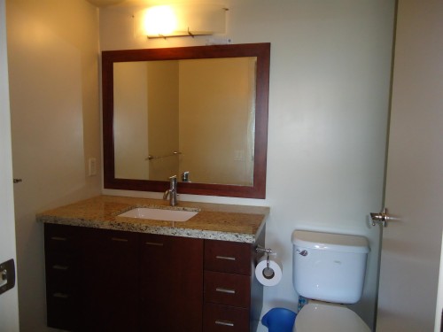 908-8288 Lansdowne Road, Richmond, BC 