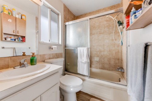 7769 10Th Avenue, Burnaby, BC 