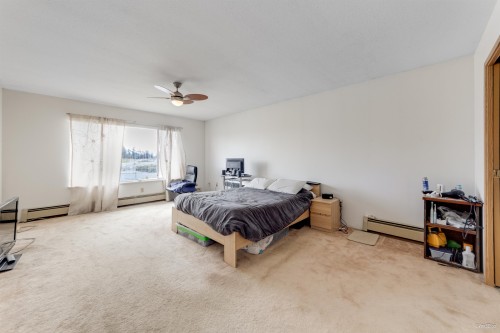 7769 10Th Avenue, Burnaby, BC 