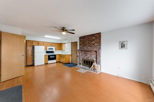 7769 10Th Avenue, Burnaby, BC 