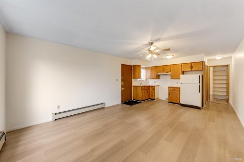 7769 10Th Avenue, Burnaby, BC 