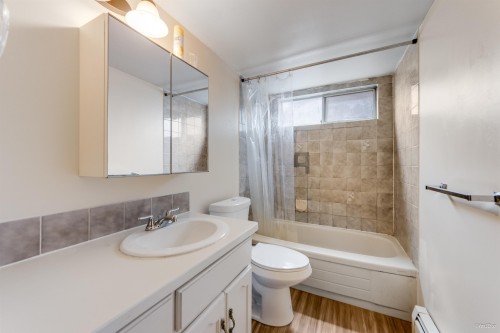 7769 10Th Avenue, Burnaby, BC 