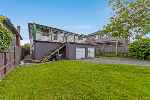 7769 10Th Avenue, Burnaby, BC 