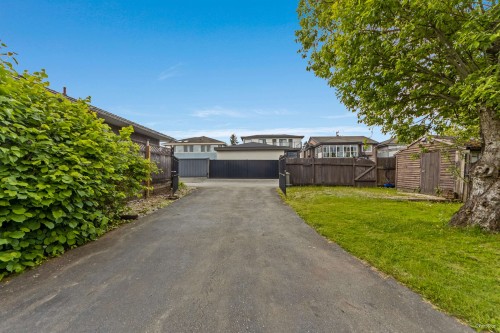 7769 10Th Avenue, Burnaby, BC 