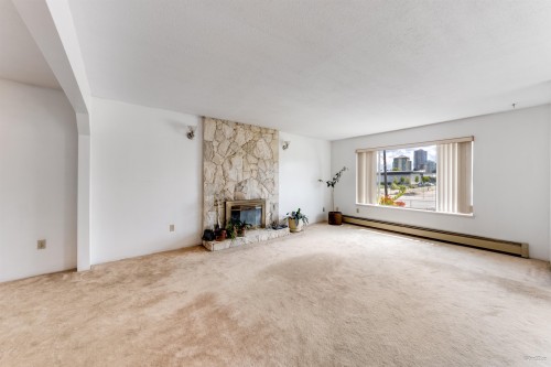 7769 10Th Avenue, Burnaby, BC 
