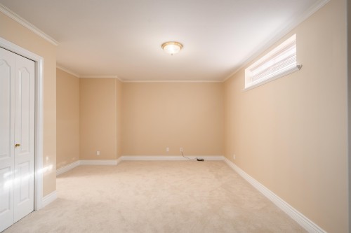 6111 Kitchener Street, Burnaby, BC 