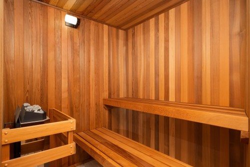 6111 Kitchener Street, Burnaby, BC 