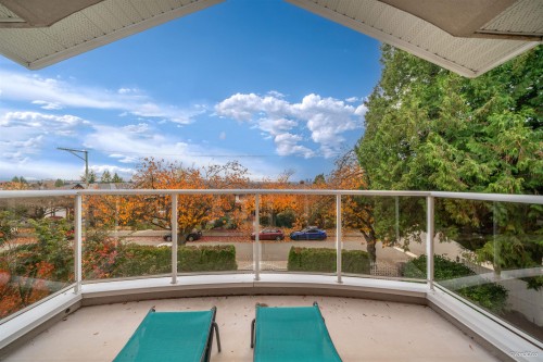 6111 Kitchener Street, Burnaby, BC 