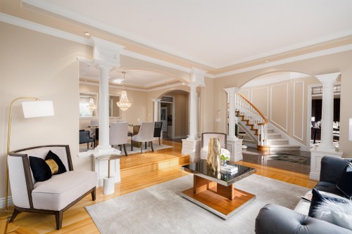 6111 Kitchener Street, Burnaby, BC 