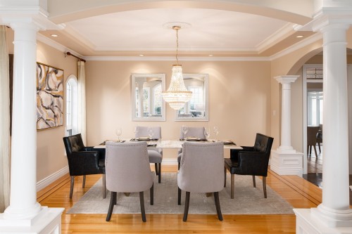 6111 Kitchener Street, Burnaby, BC 