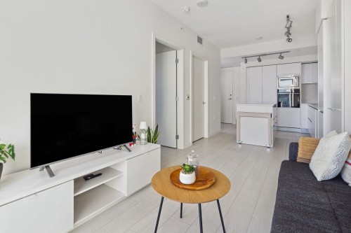 611-180 2Nd Avenue E, Vancouver, BC 