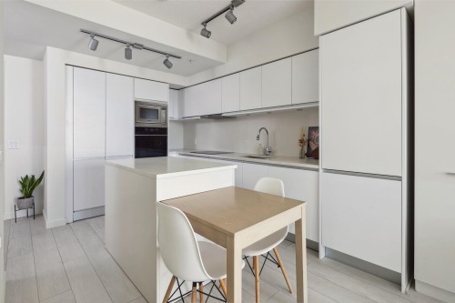 611-180 2Nd Avenue E, Vancouver, BC 