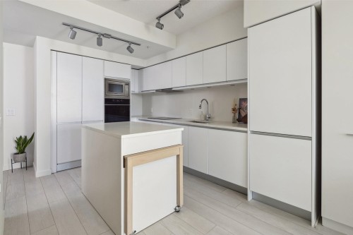 611-180 2Nd Avenue E, Vancouver, BC 