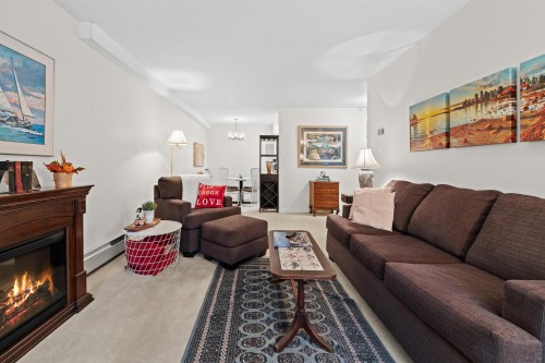 206-250 1St Street W, North Vancouver, BC 