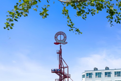 206-250 1St Street W, North Vancouver, BC 