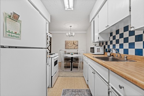 206-250 1St Street W, North Vancouver, BC 