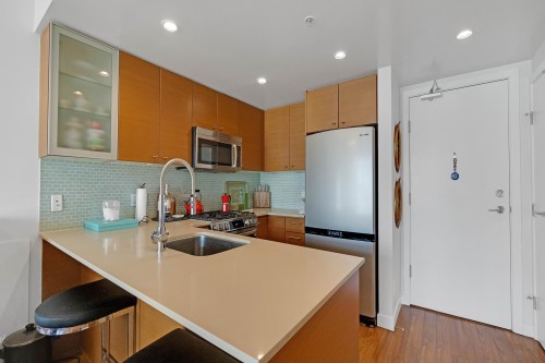 1509-7373 Westminster Highway, Richmond, BC 