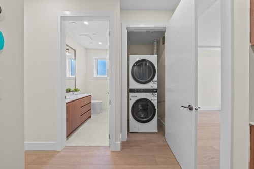 1-4650 Gothard Street, Vancouver, BC 