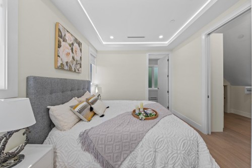 1-4650 Gothard Street, Vancouver, BC 