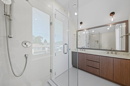 1-4650 Gothard Street, Vancouver, BC 