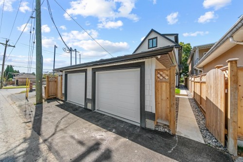 1-4650 Gothard Street, Vancouver, BC 