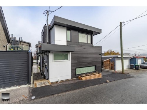 2912 Trinity Street, Vancouver, BC 