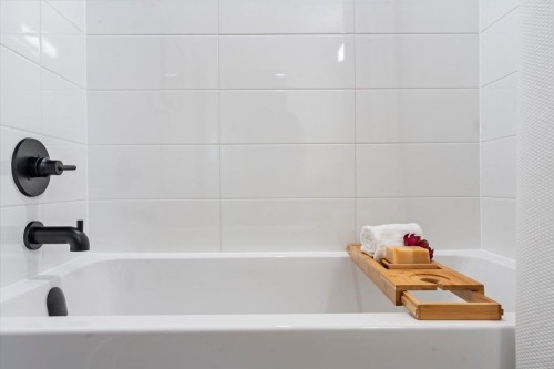 101-2277 Hawthorne Avenue, Port Coquitlam, BC 