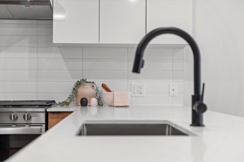 101-2277 Hawthorne Avenue, Port Coquitlam, BC 