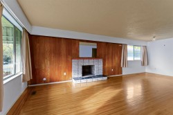 1615 Adanac Street  Vancouver, BC V5L 2C7