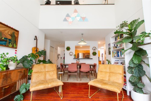 310-1466 Pemberton Avenue, Squamish, BC 