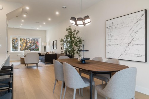 1937 Templeton Drive, Vancouver, BC 