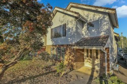 4680 Hoy Street  Vancouver, BC V5R 4N4