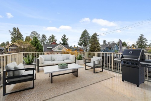 3274 1St Avenue W, Vancouver, BC 