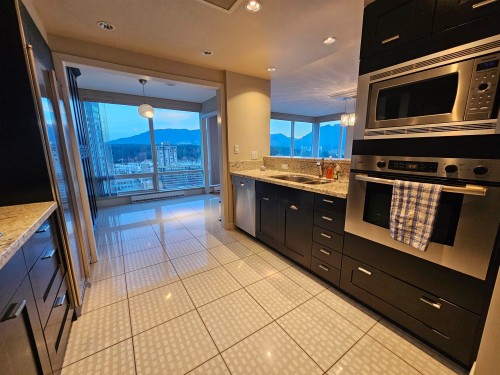 1701-499 Broughton Street, Vancouver, BC 