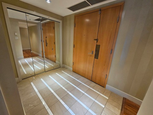 1701-499 Broughton Street, Vancouver, BC 