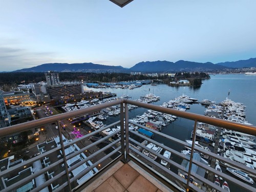 1701-499 Broughton Street, Vancouver, BC 