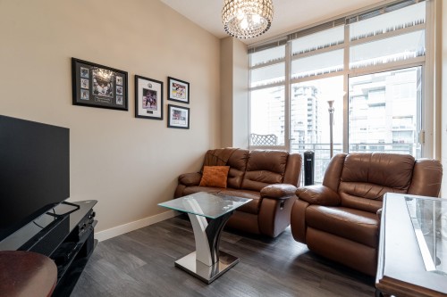 3202-2978 Glen Drive, Coquitlam, BC 