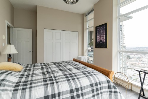 3202-2978 Glen Drive, Coquitlam, BC 