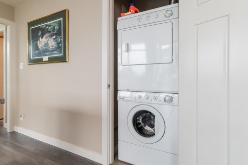 3202-2978 Glen Drive, Coquitlam, BC 