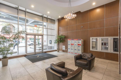 3202-2978 Glen Drive, Coquitlam, BC 