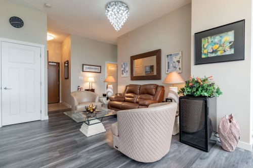 3202-2978 Glen Drive, Coquitlam, BC 