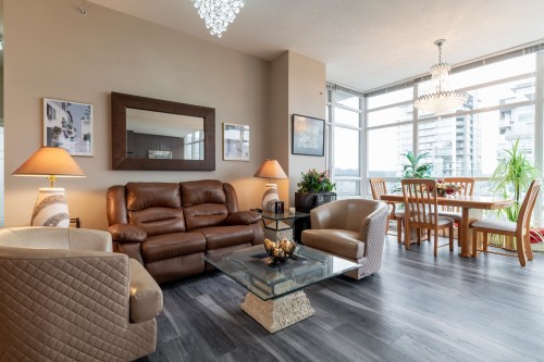 3202-2978 Glen Drive, Coquitlam, BC 