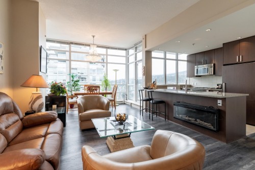 3202-2978 Glen Drive, Coquitlam, BC 