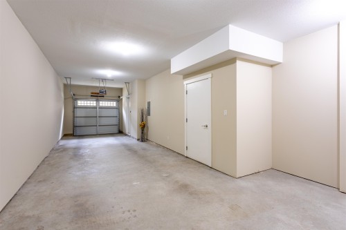 10-3065 Dayanee Springs Boulevard, Coquitlam, BC 