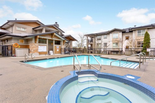 10-3065 Dayanee Springs Boulevard, Coquitlam, BC 