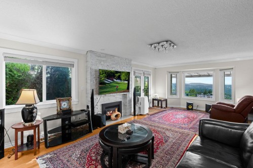 661 Andover Crescent, West Vancouver, BC 